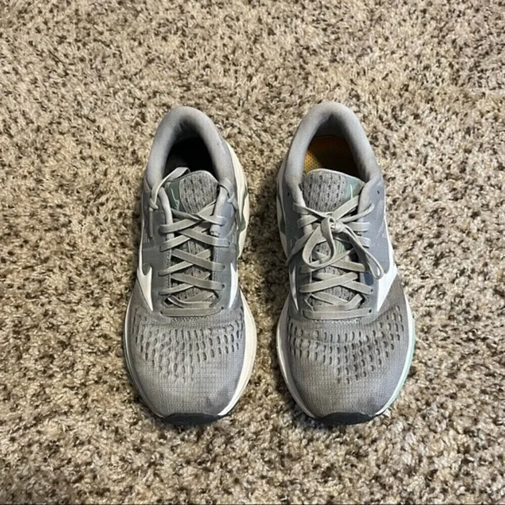 MIZUNO wave horizon 5 grey